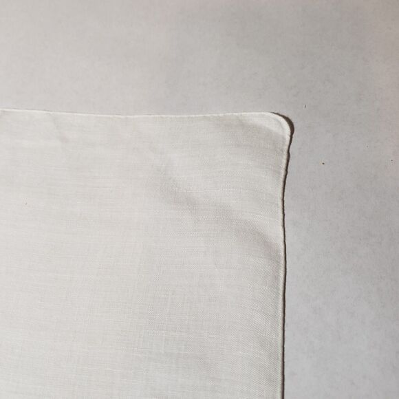 VINTAGE HANKIE WHITE FLORAL EMBROIDERY SCALLOPED EDGE HANDMADE POCKET SCARF - Picture 8 of 9